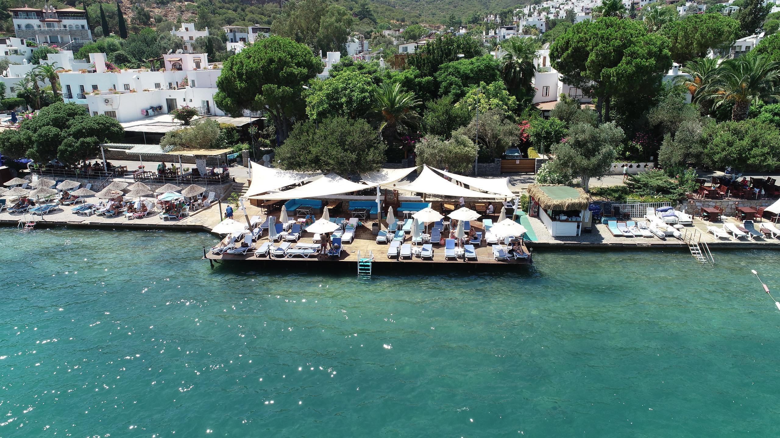 Anar Hotel