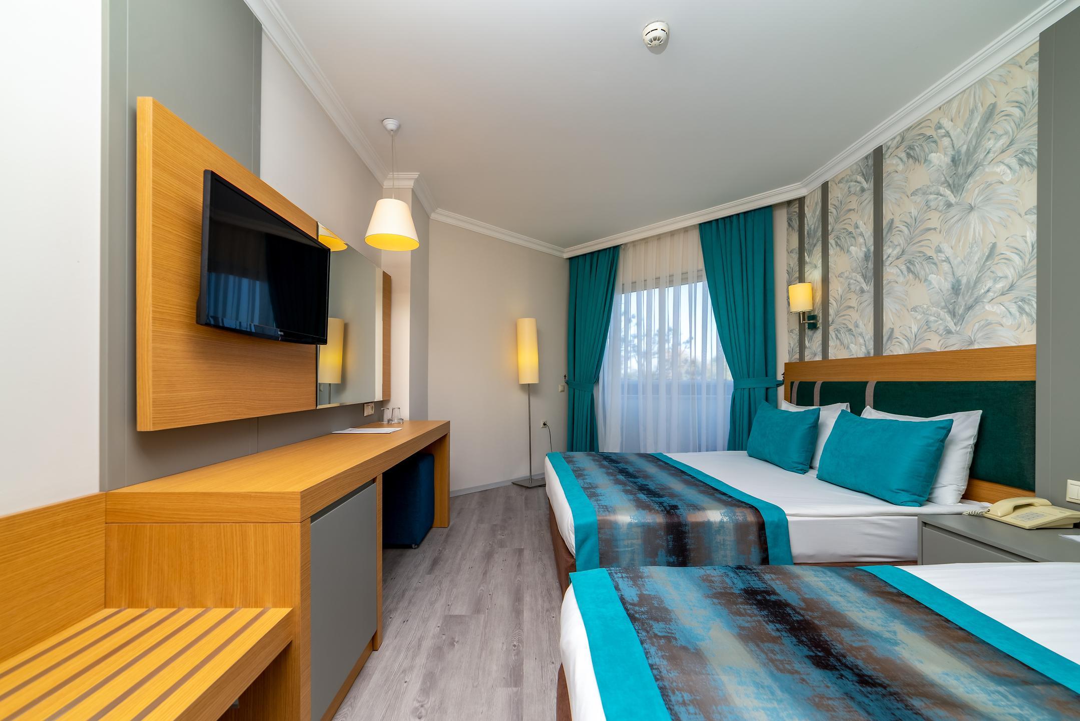 Armas Gül Beach — 8
