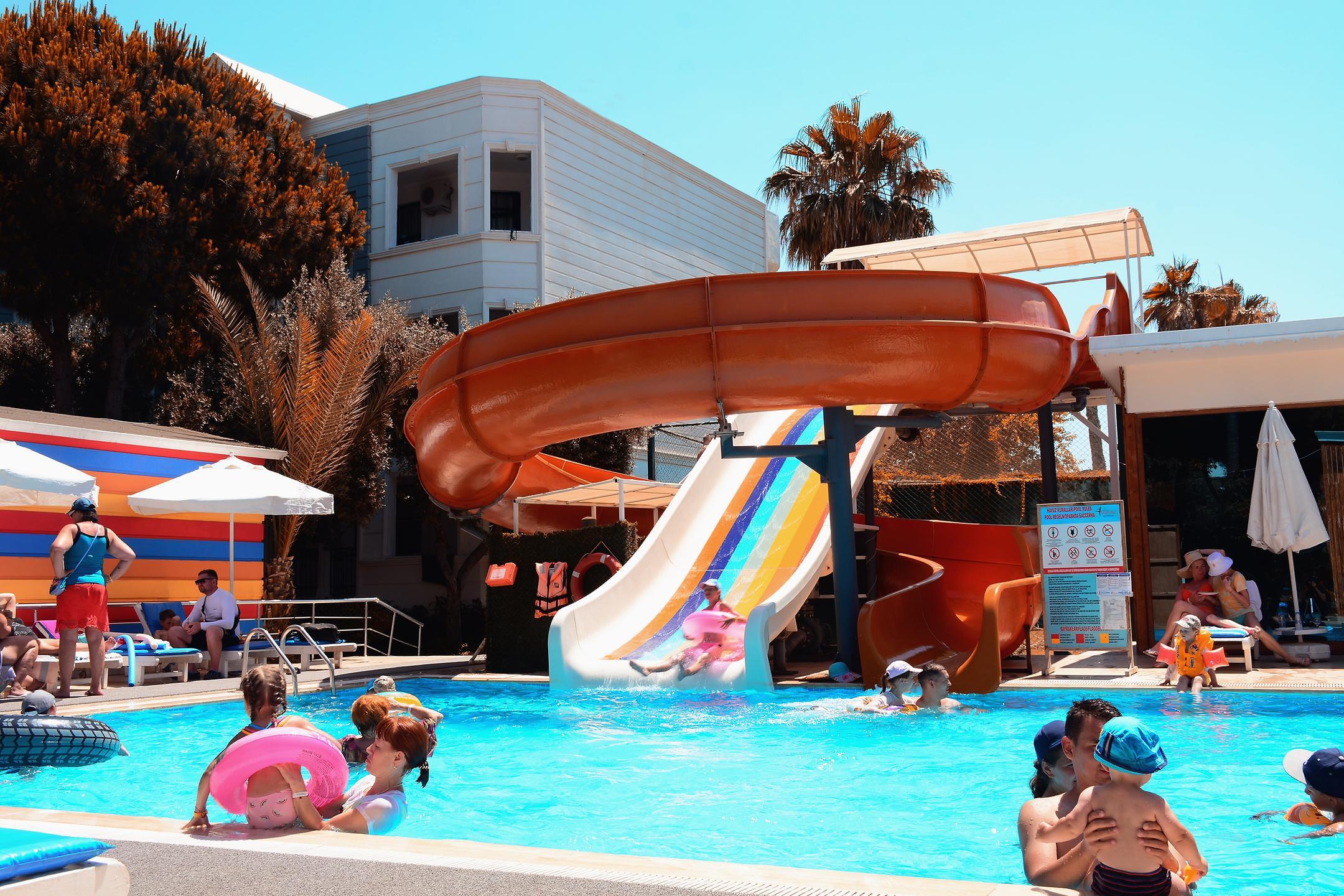 Club Sea Time — 5