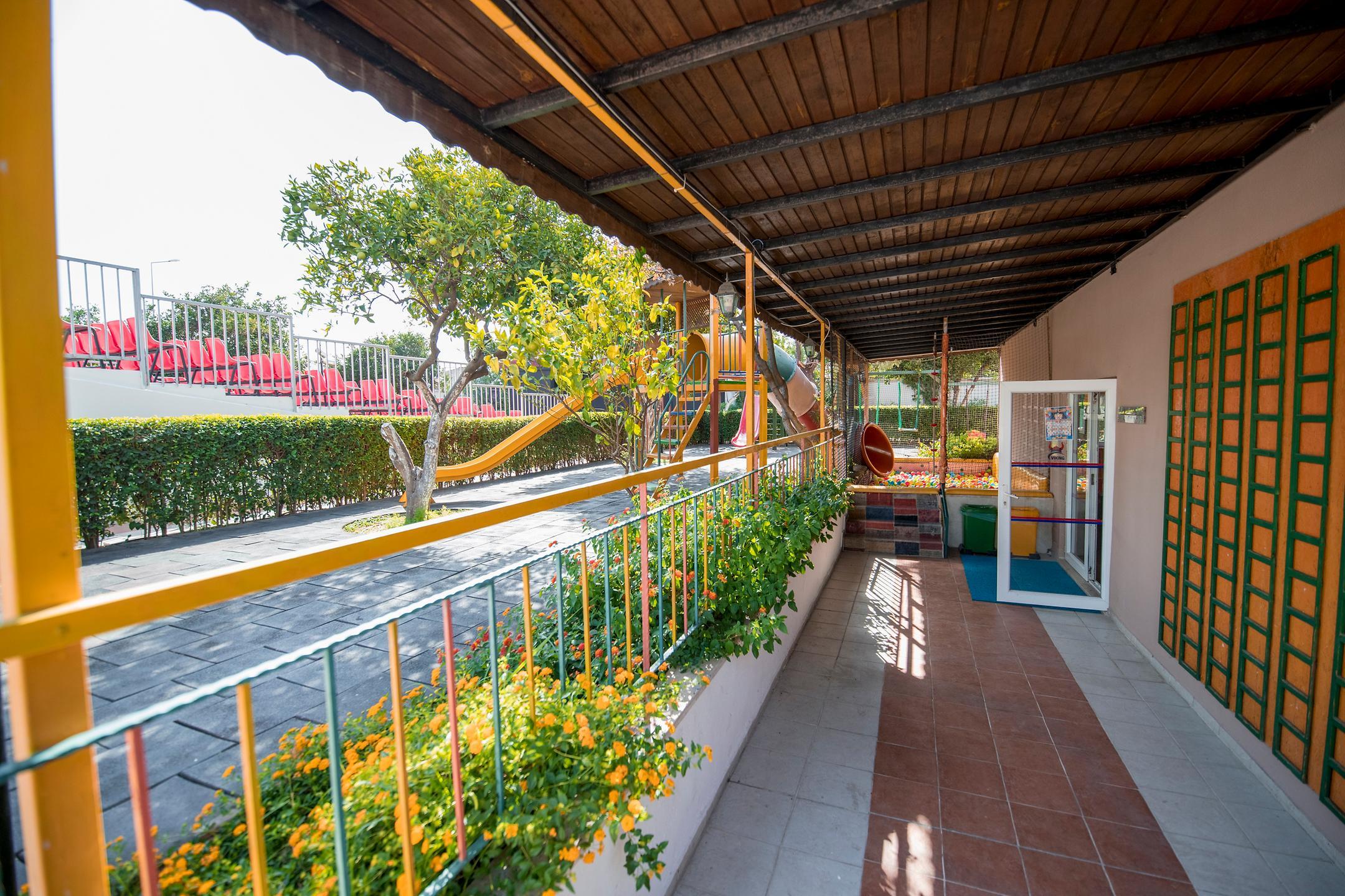 Viking Garden Otel & SPA — 9