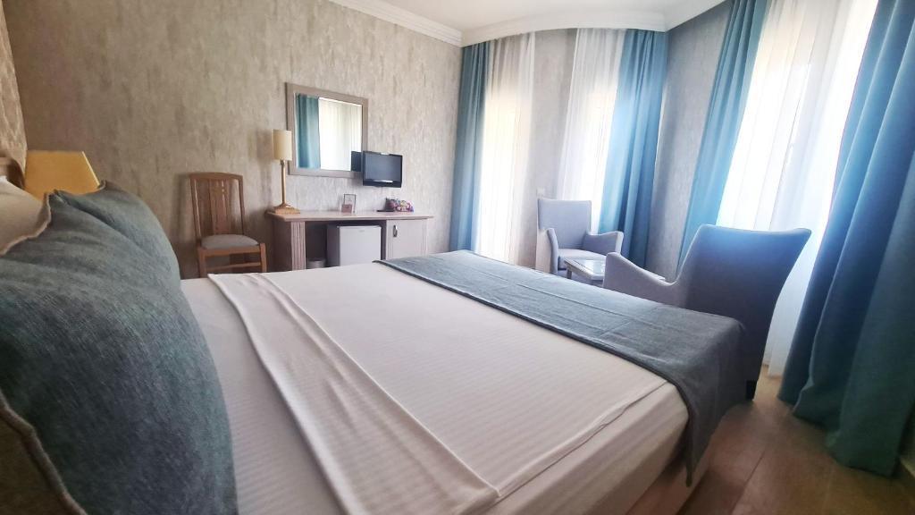 X Life Hotels — 8
