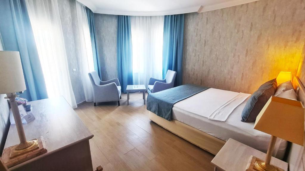 X Life Hotels — 10