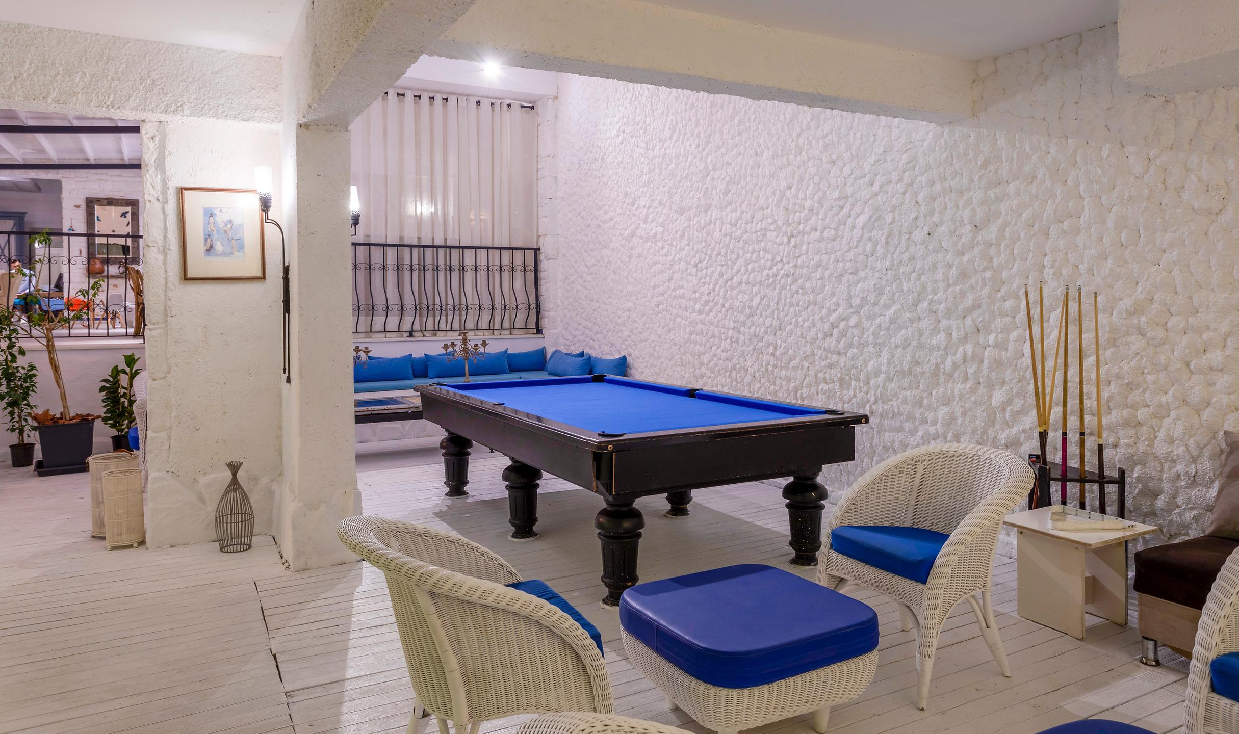 Charm Beach Hotel — 8