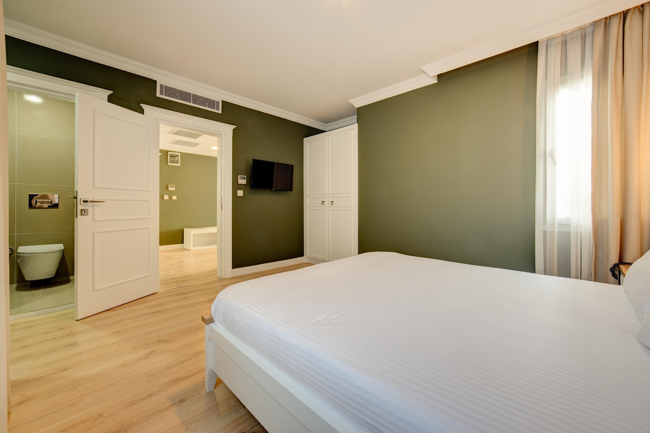 Altınorfoz Hotel — 10