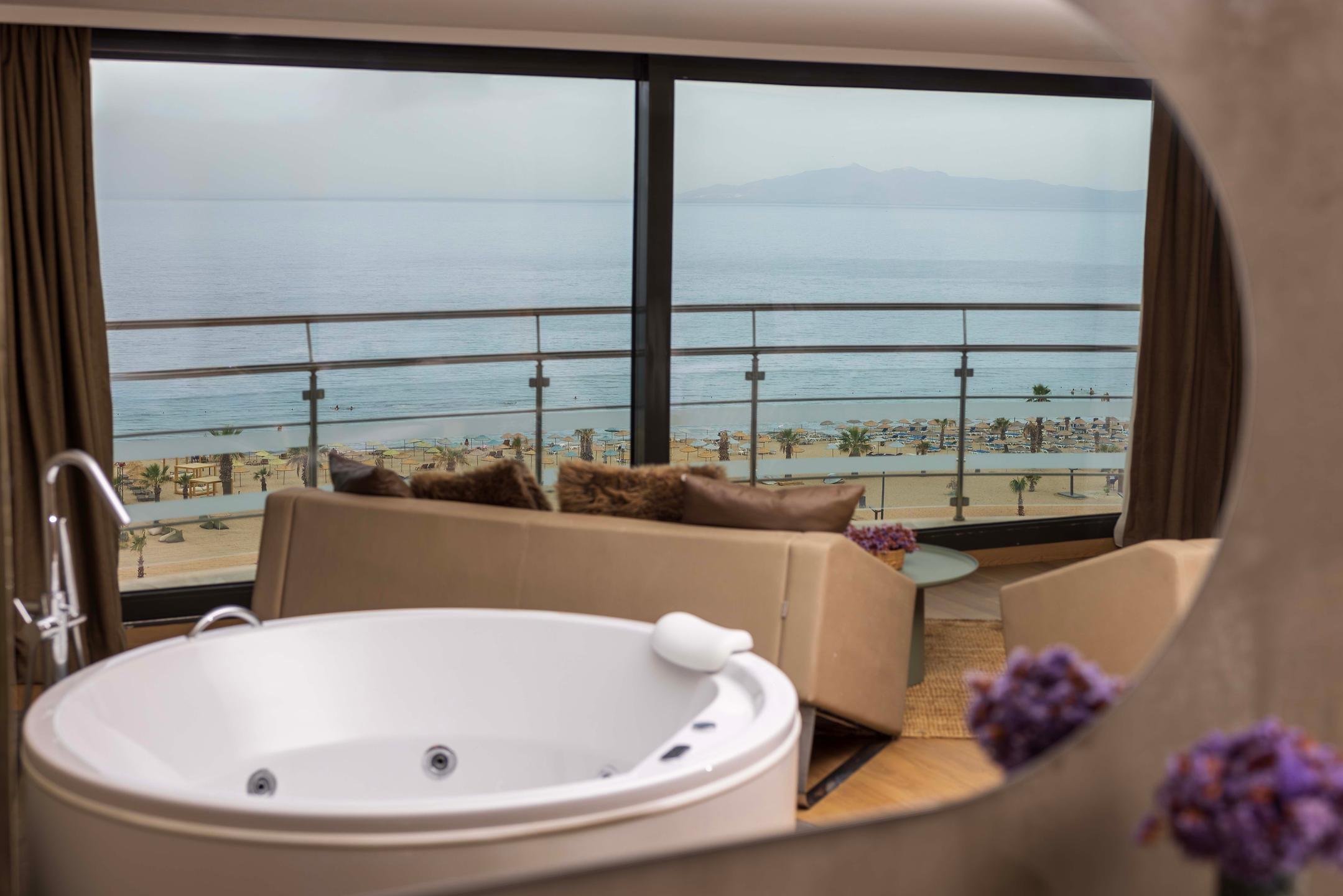 Ayvalık Çınar Hotel — 8