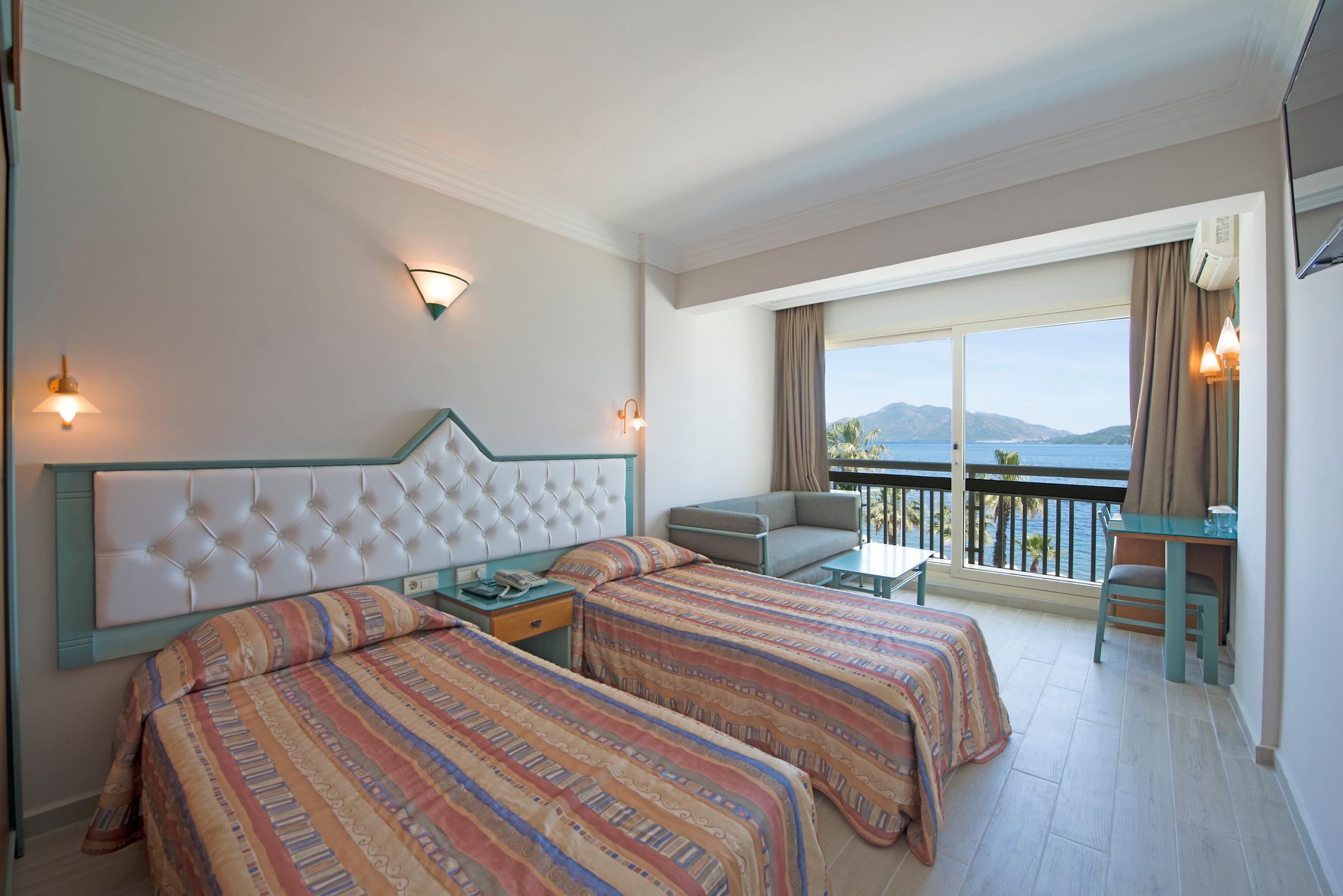 Flamingo Otel — 6