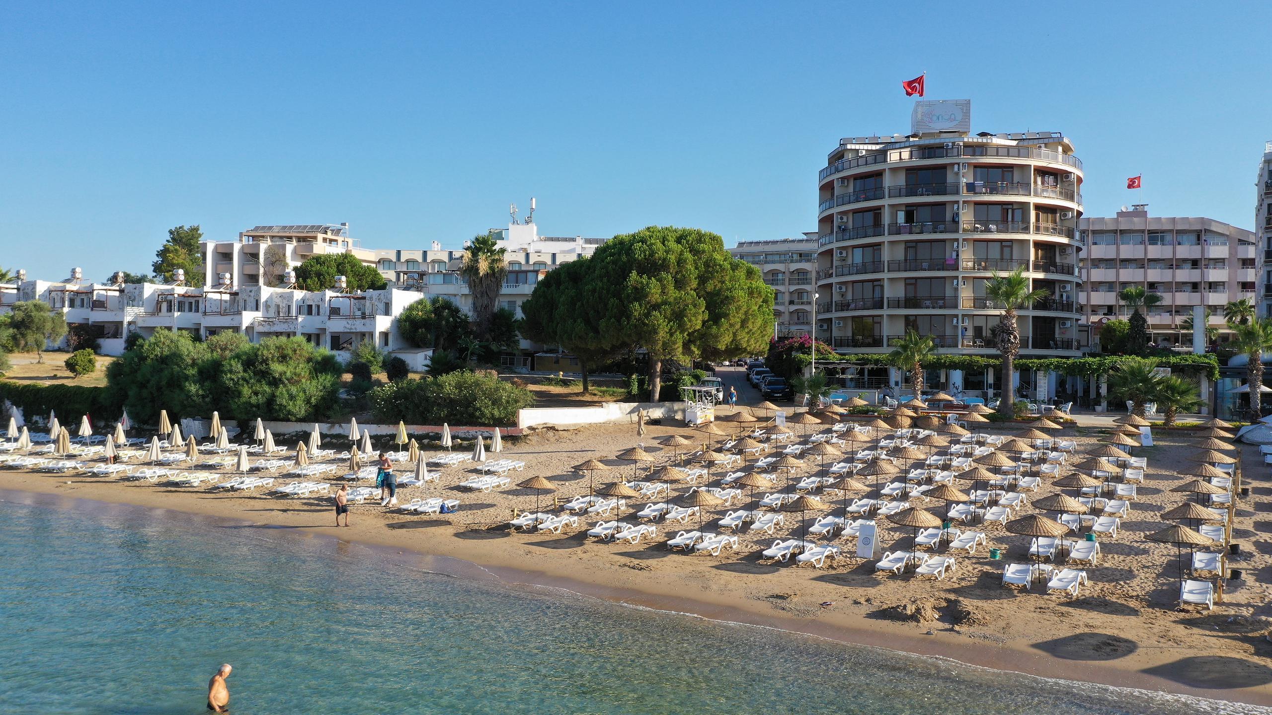 Orion Beach Hotel — 6