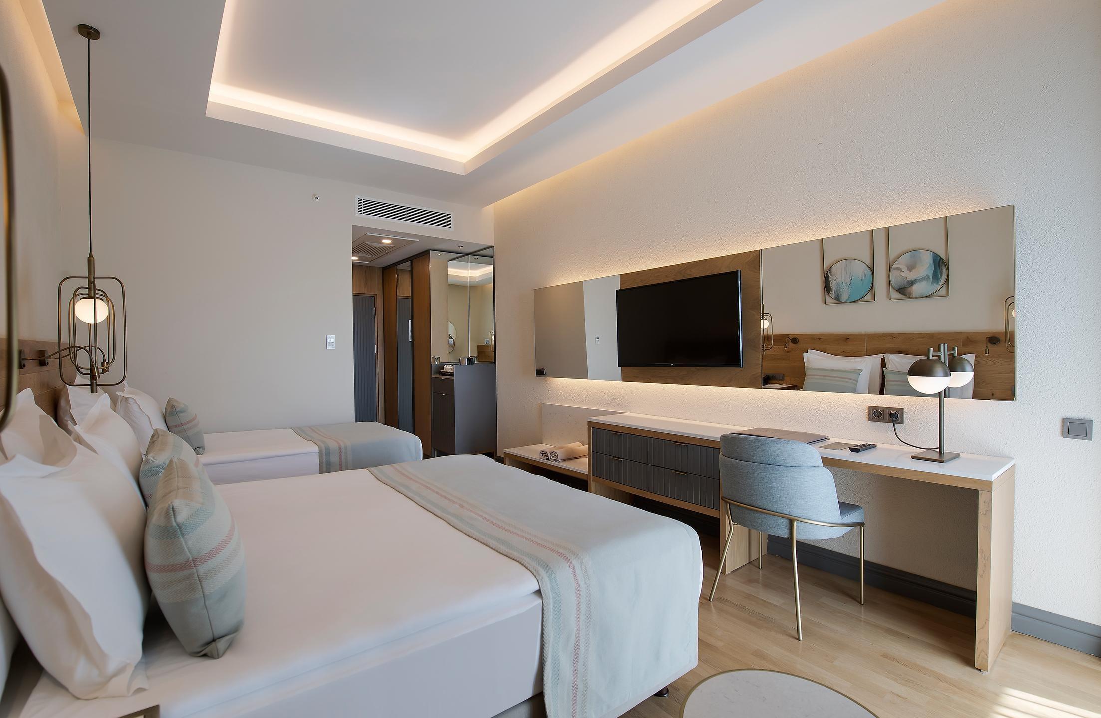 Miramare Beach Hotel — 2