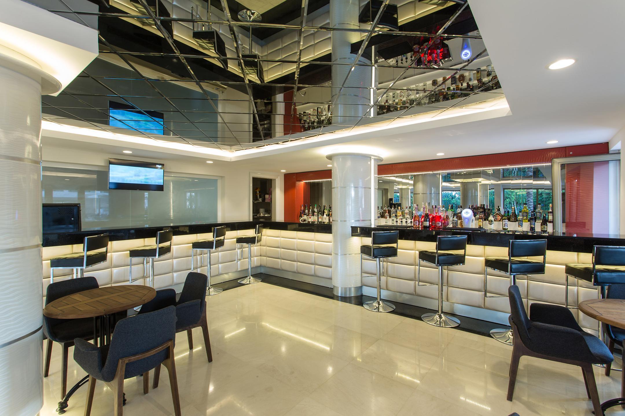 Falcon Hotel — 2