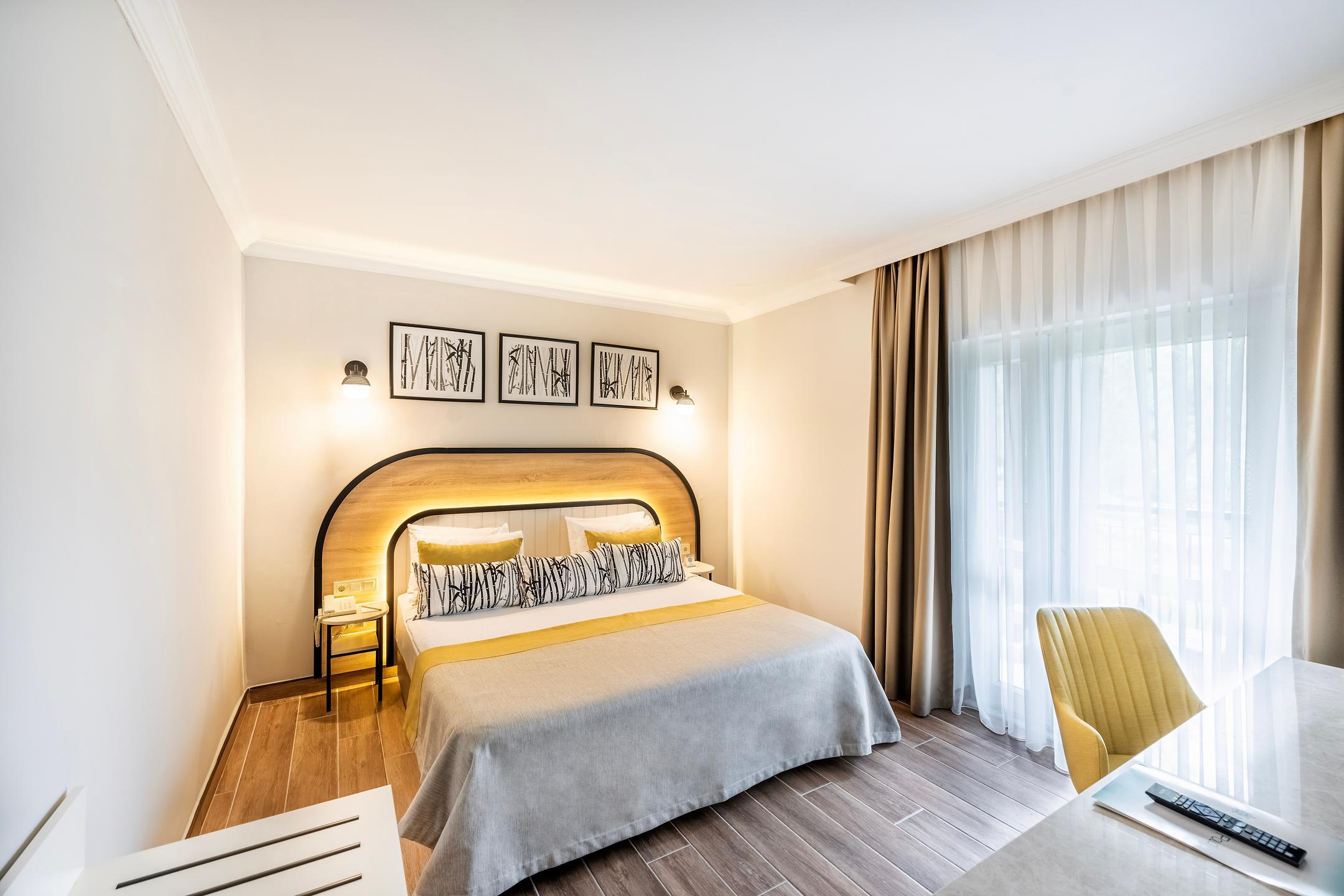 Club Marco Polo — 6