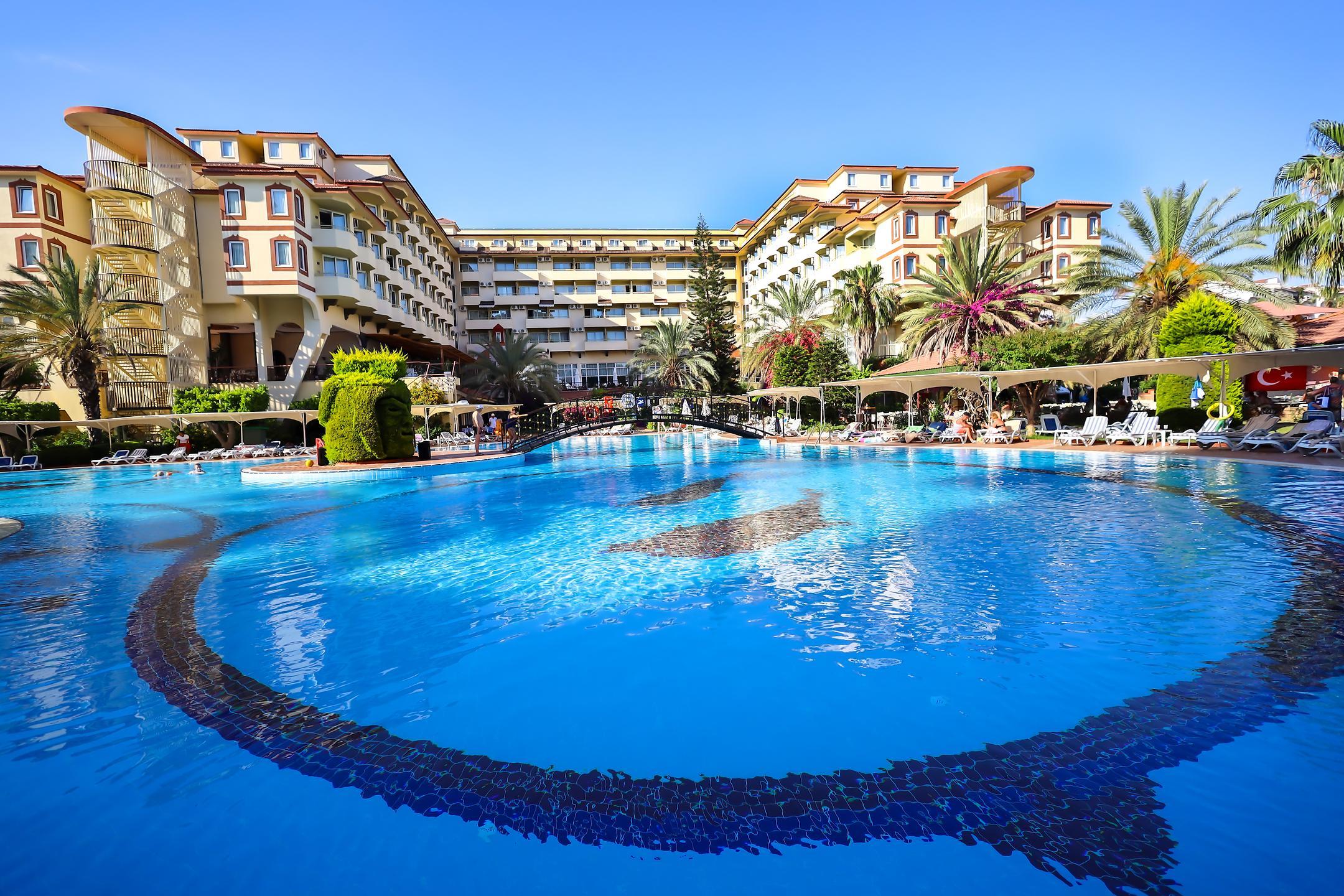 Nova Park Hotel — 1