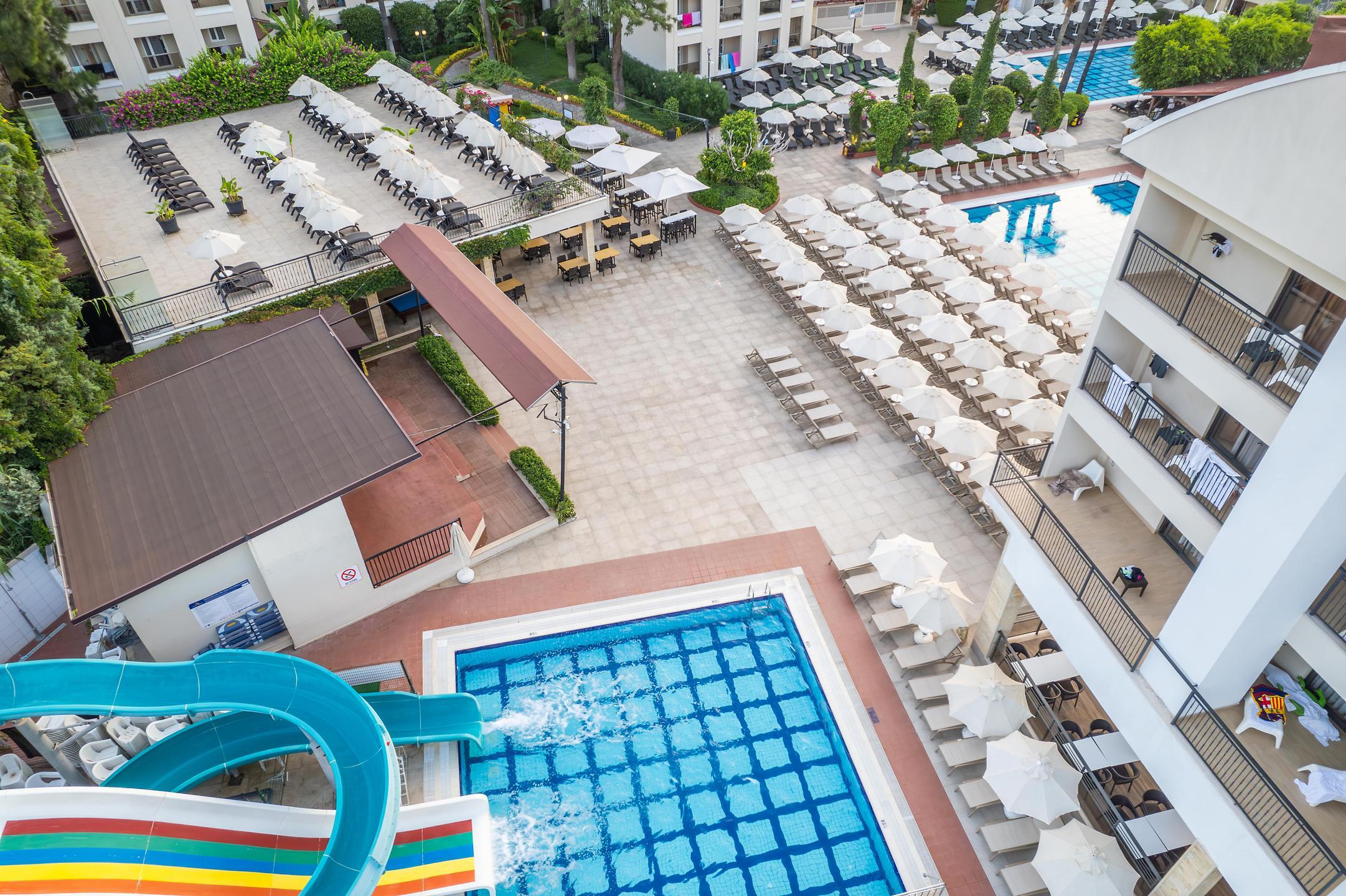 Julian Club Hotel — 8