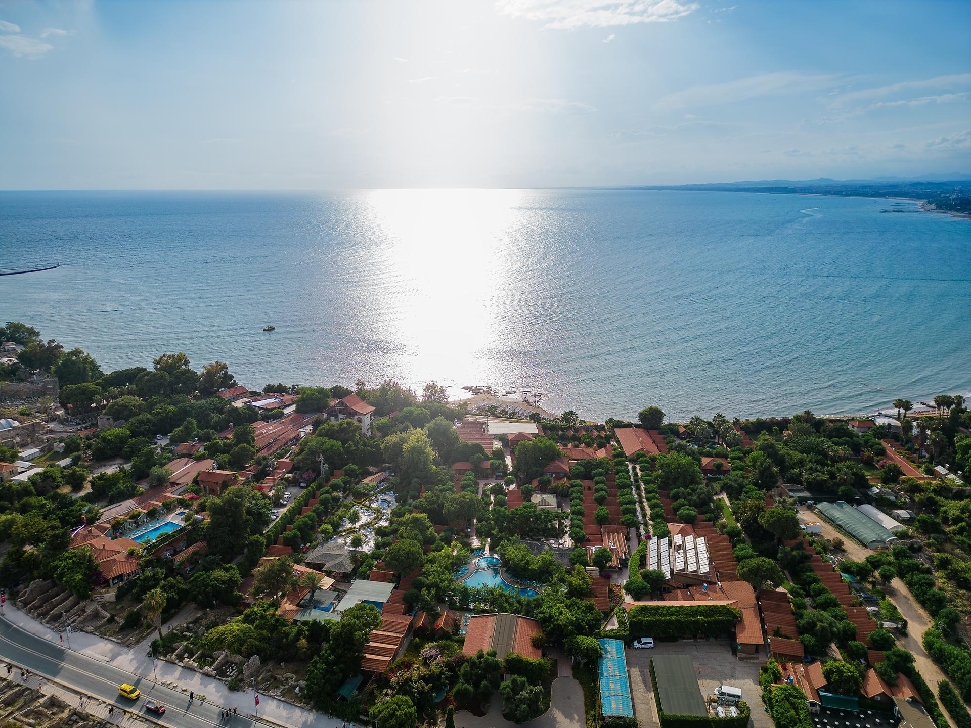 Can Garden Beach