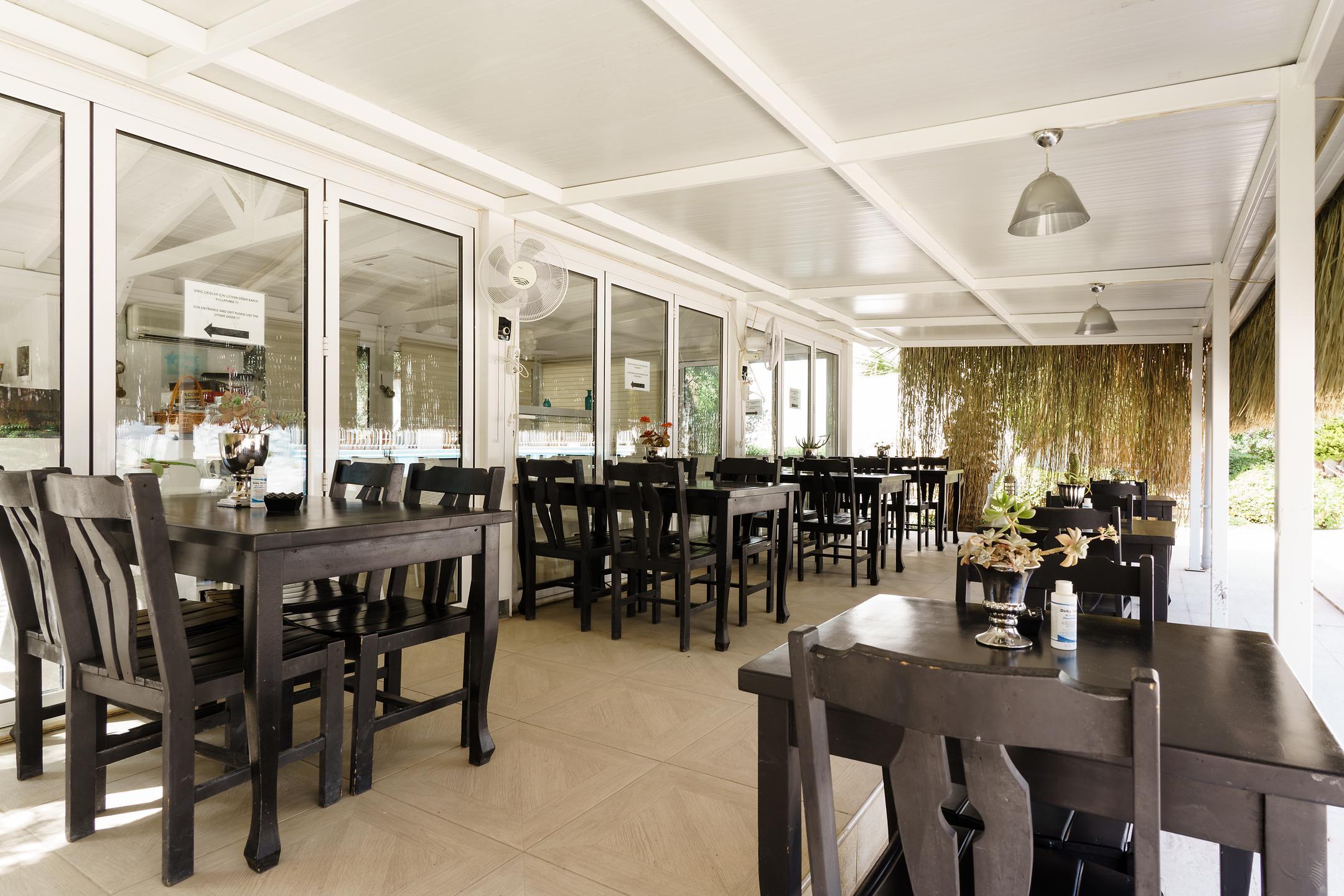 Costa Sarıyaz — 9