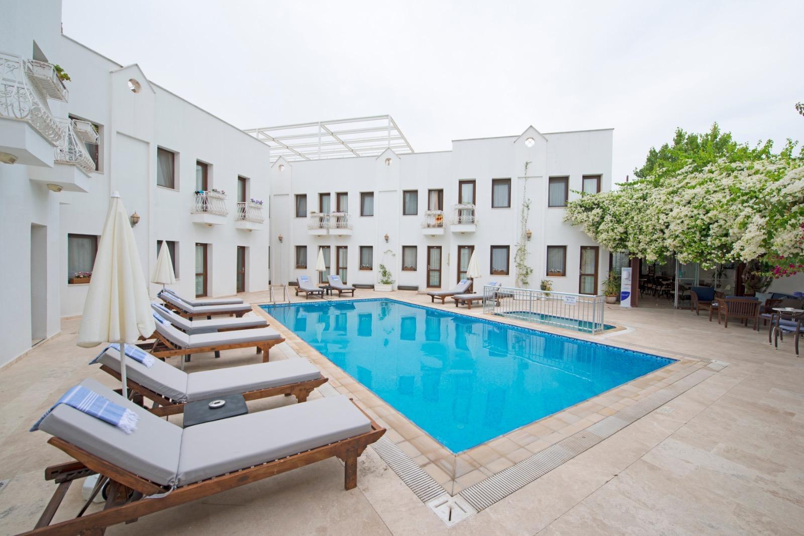 Costa Asmin — 1