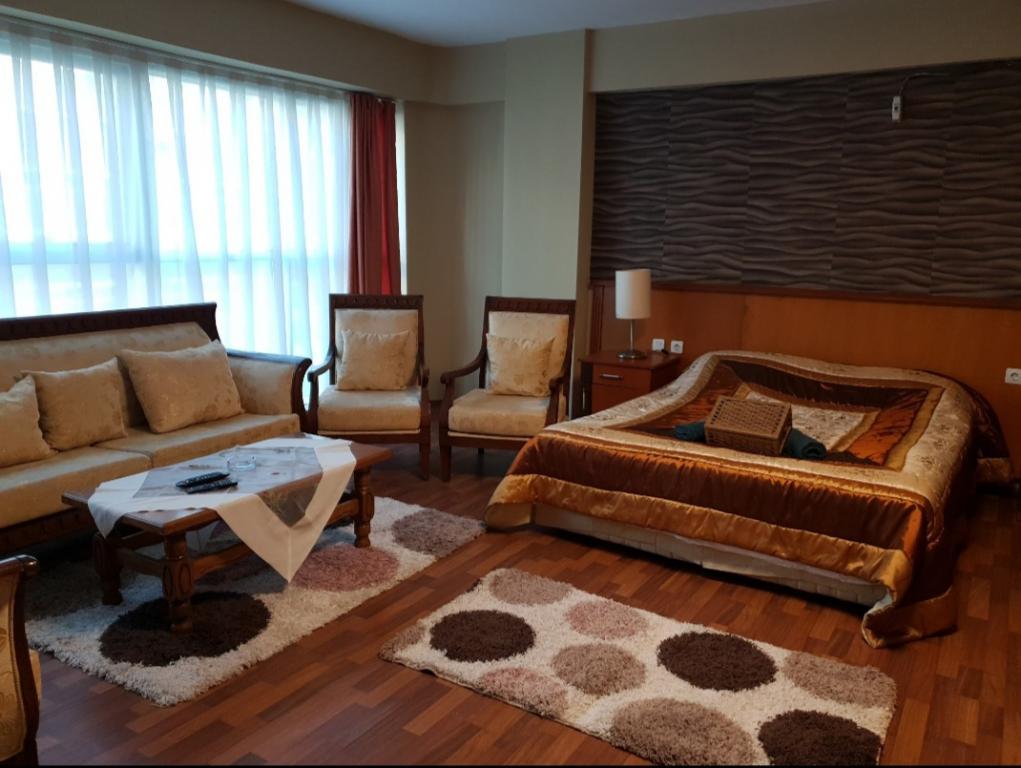 One Blood Hotel — 8