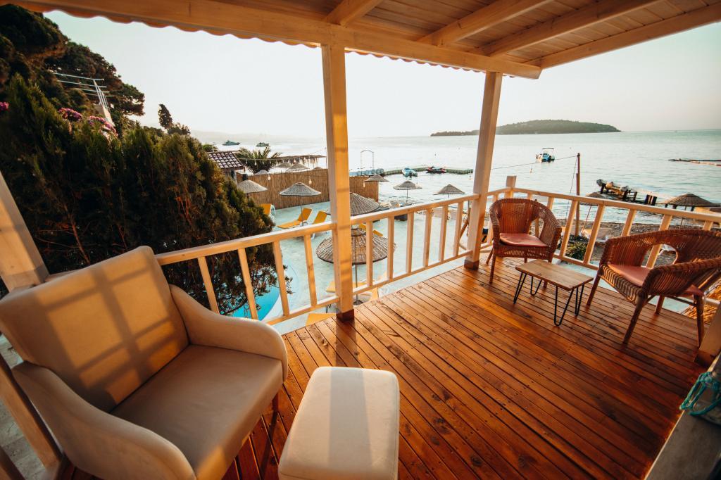 Loc''ada Büyükada — 9