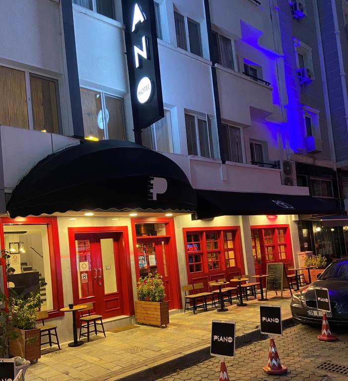 Piano Hotel İzmir — 2