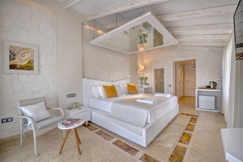 Peninsula Gardens Hotel (Adults Only +14) — 2
