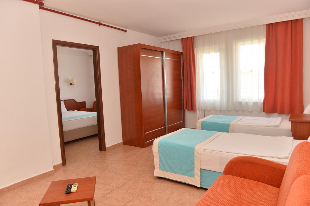 Xeno Eftalia Resort — 2