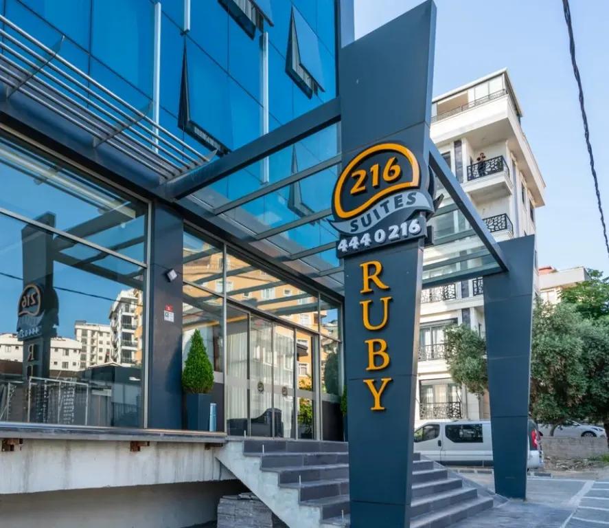 216 Ruby Suite — 3