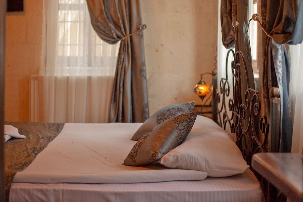 Cappadocia Cave Rooms — 9