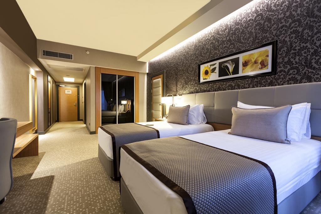 Ramada Plaza By Wyndham İzmit — 2
