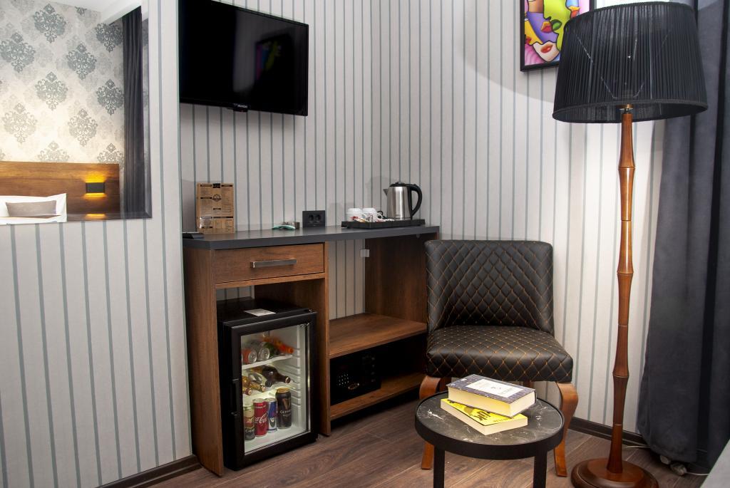 Bossuite Hotel Business — 10