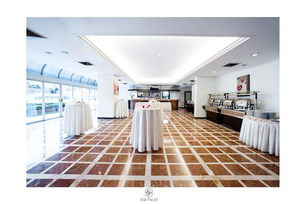 Ege Palas Business Hotel — 10