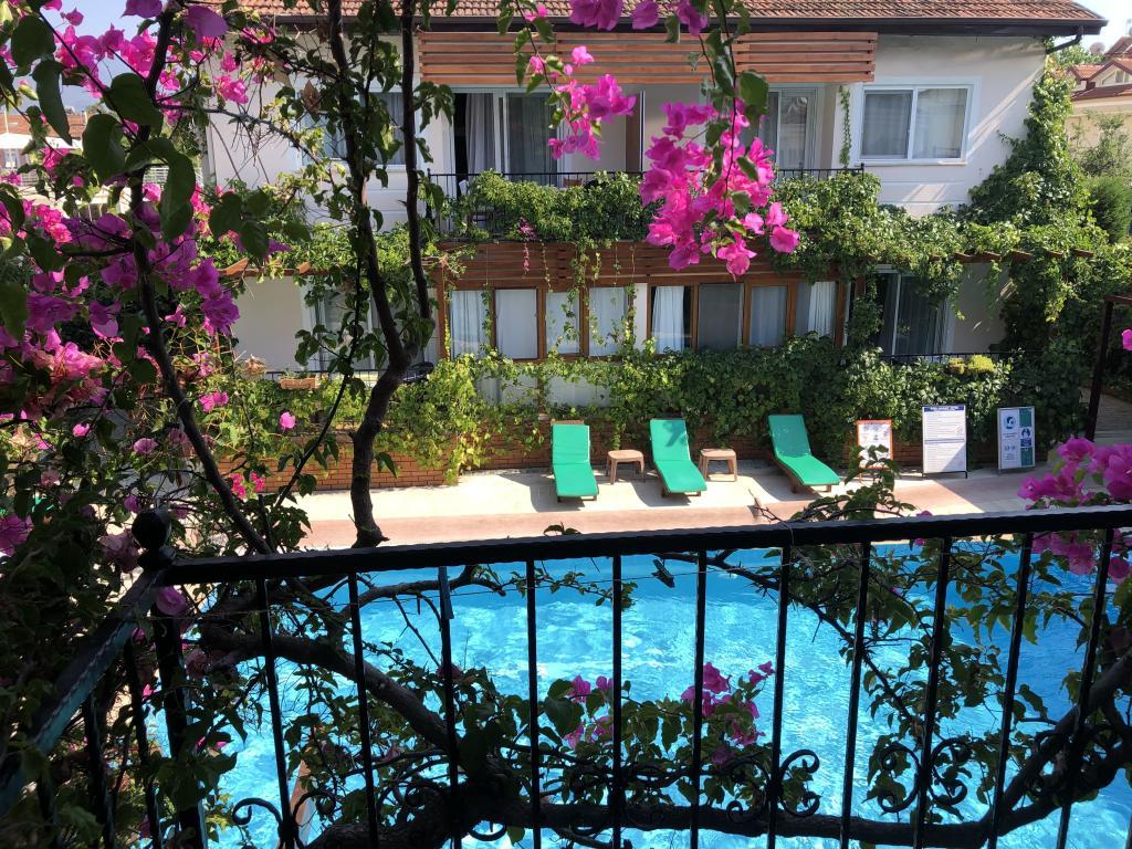 Ten Apart Hotel — 5