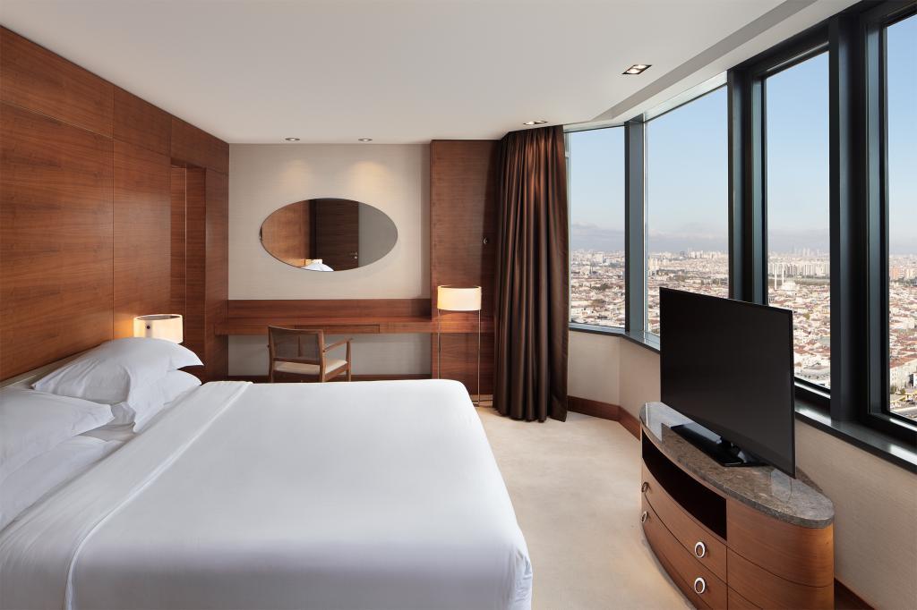Sheraton Istanbul Atakoy Hotel — 2