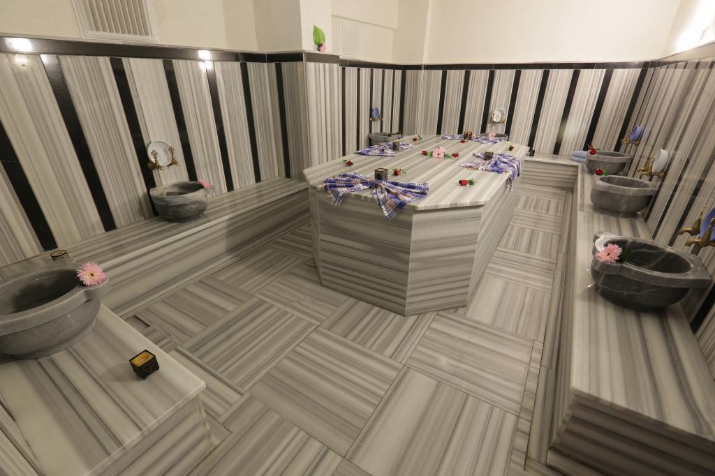 Adramis Termal Hotel — 10