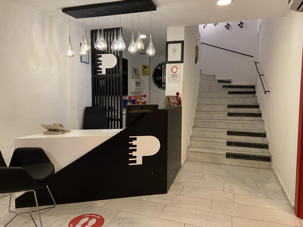 Piano Hotel İzmir — 5