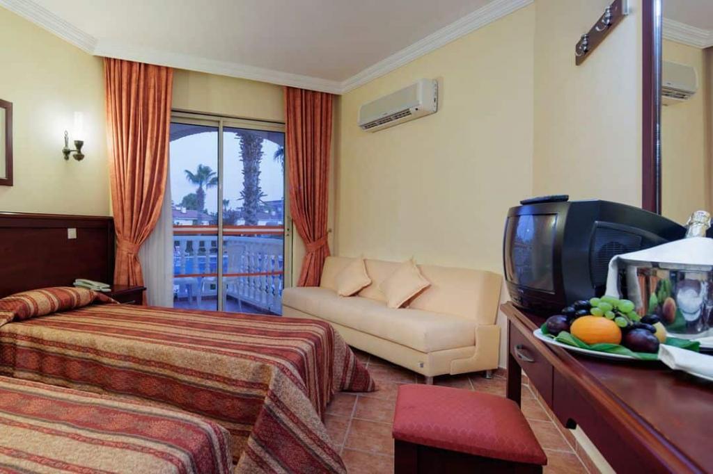 Larissa Sultans Beach Hotel — 4