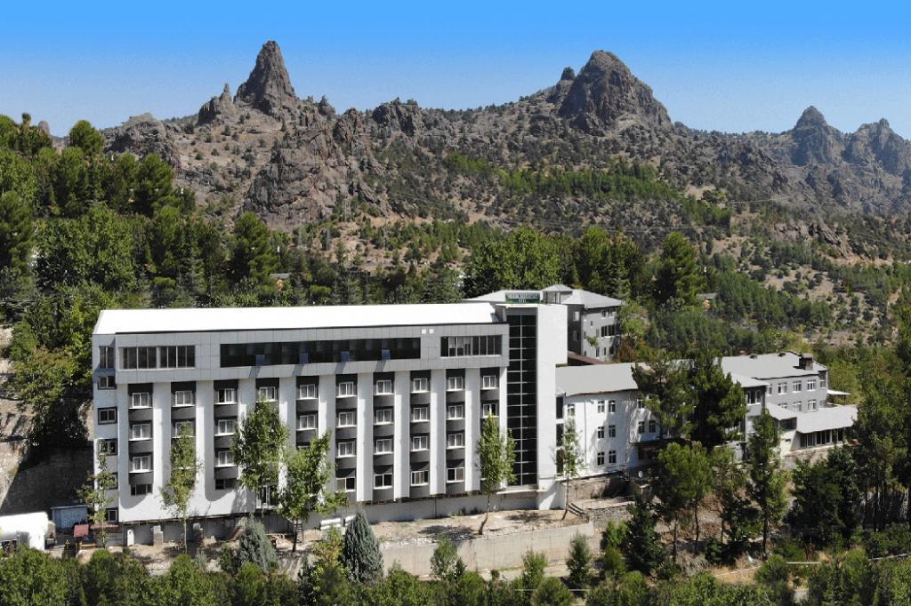 Çelikhanım Termal Otel — 1