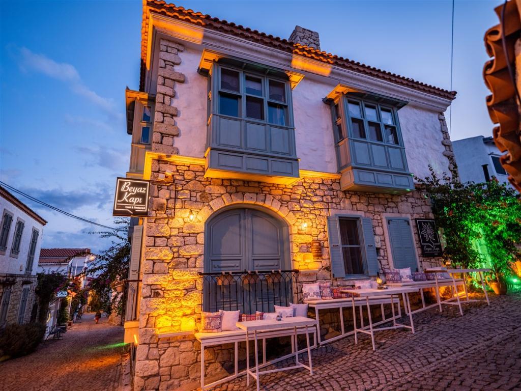 Beyaz Kapı Boutique Otel