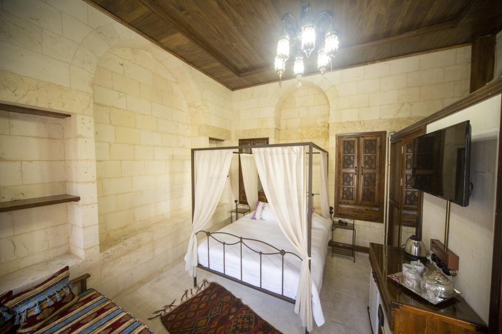Hayatlı Konak — 2