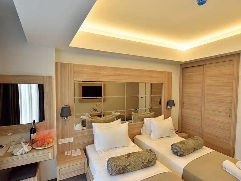 Alesta Midtown — 7