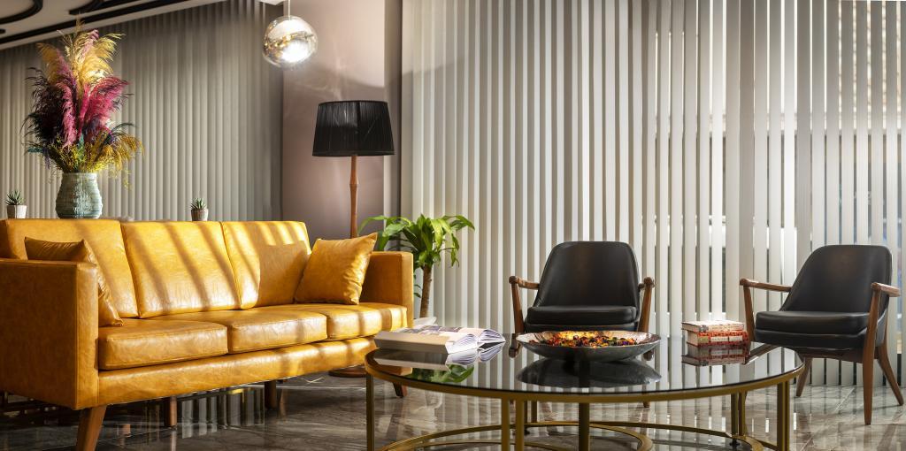 Bossuite Hotel Business — 8