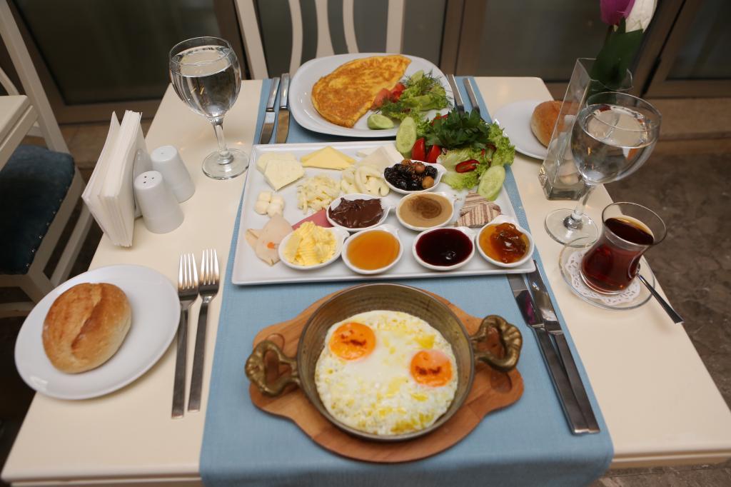 Grand Nora Hotel — 7