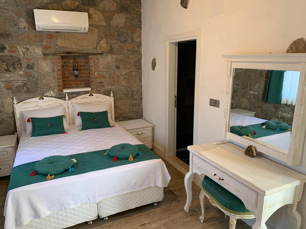 Adahan Otel Urla — 8