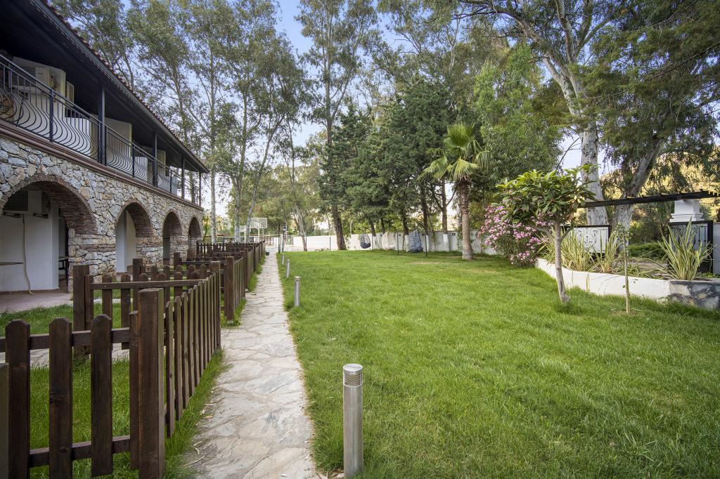 Alados Otel — 5