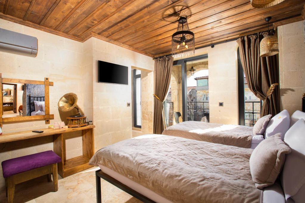 Alika Castle House — 8