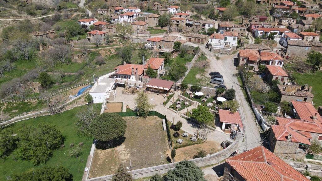 Areto Konak Otel (+15 ) — 2