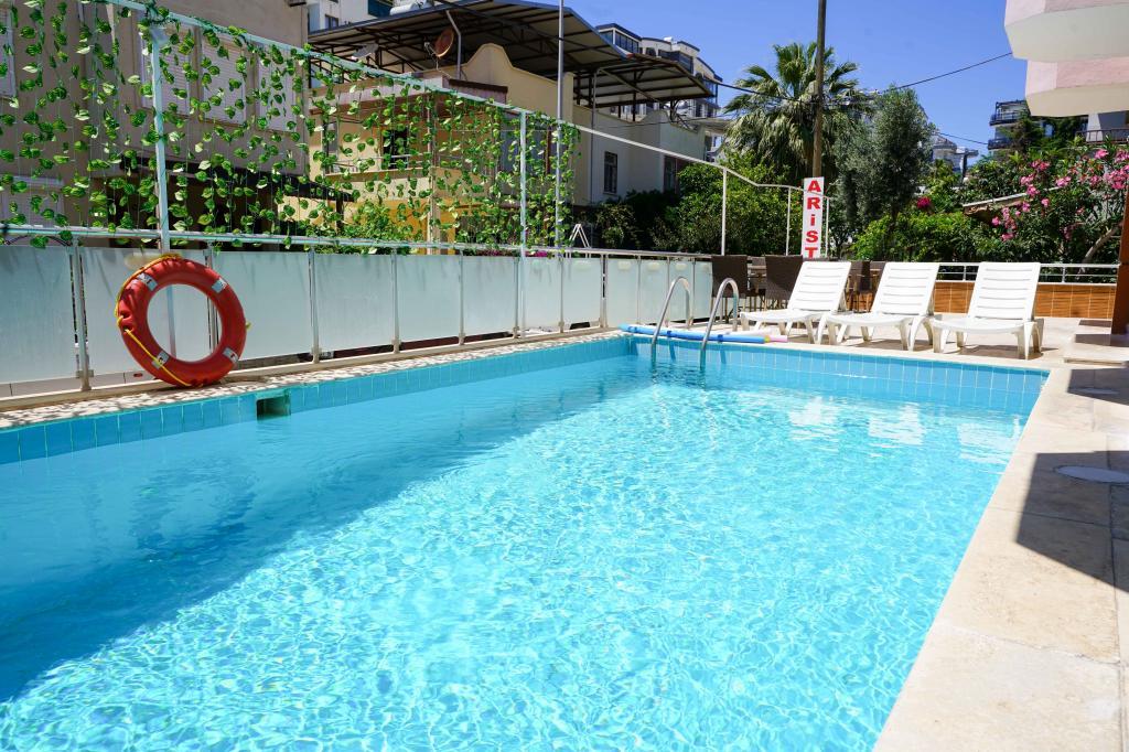 Aristo Otel — 10