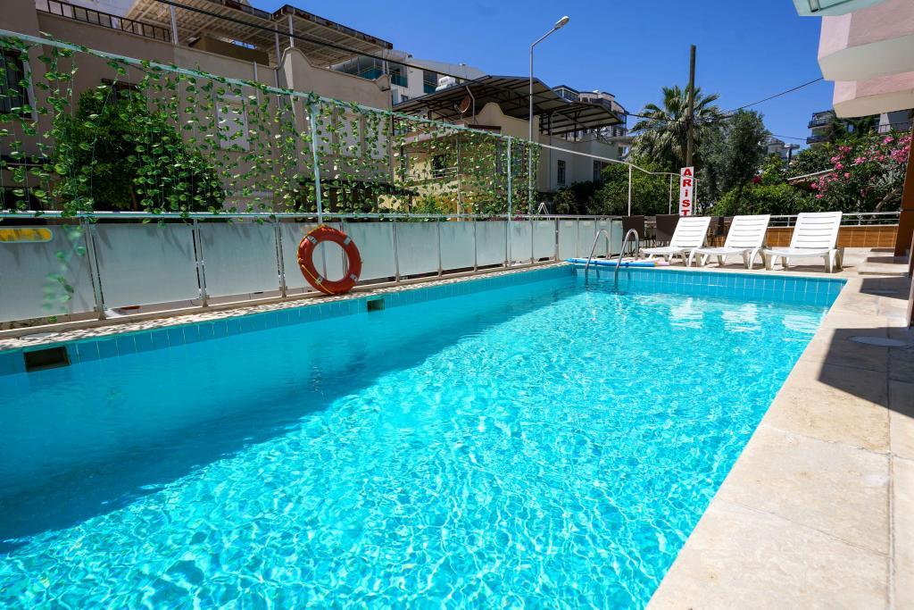 Aristo Otel — 9