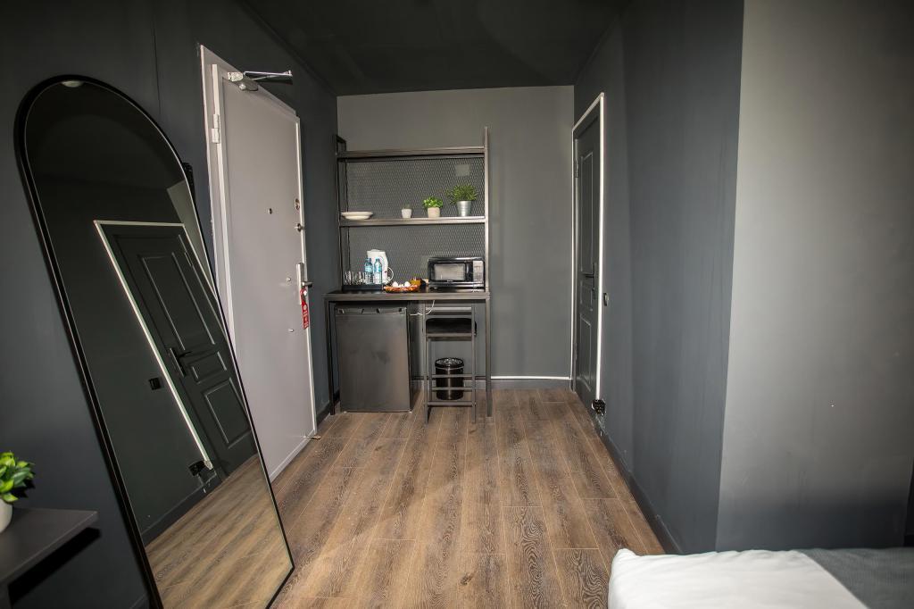 Arkem City Hotel — 2