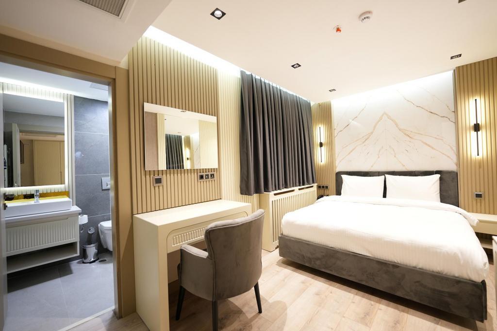 Assyria Hotel — 4
