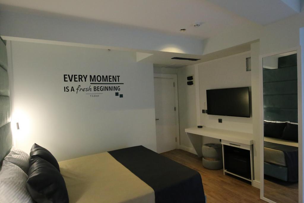 Axu Airport Hotel — 6