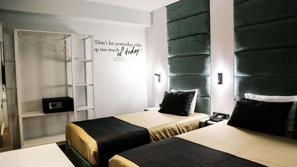 Axu Airport Hotel — 10